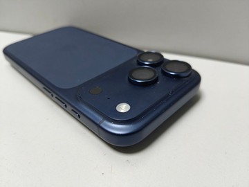 Б/в Мобільний телефон Apple iphone 17 pro 256gb 01-200989659