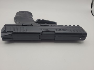 Б/в Пістолет для страйкболу Umarex gbb heckler&koch vp9 co2 01-200991720