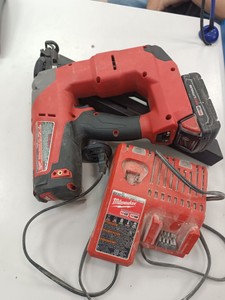 Б/в Нейлер акумуляторний Milwaukee m18 fuel 2743-20 15ga 01-201028269