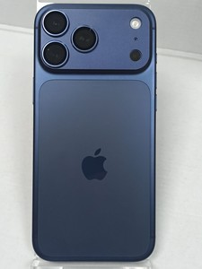 Б/в Мобільний телефон Apple iphone 17 pro max 256gb 01-201030314
