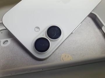 Б/в Мобільний телефон Apple iphone 17 256gb 01-201042631