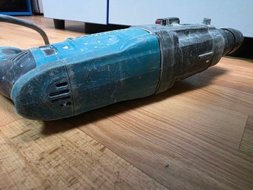 Б/в Перфоратор Makita hr2470 01-201054134