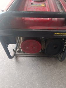 Б/в Бензиновий електрогенератор Powertech pt8500w 01-201080030