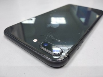 Б/в Мобільний телефон Apple iphone 8 plus 64gb 01-201121281