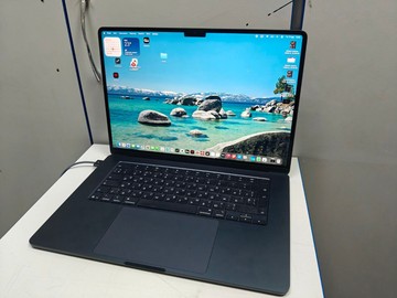 Б/в Ноутбук Apple macbook air 15" 2026 apple m5 10 core gpu 24gb 1tb 01-201123237