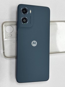 Б/в Мобільний телефон Motorola moto g06 4g 4/256gb 01-201138349