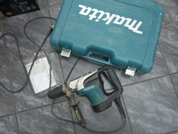 Б/в Перфоратор Makita hr4002 01-201158485