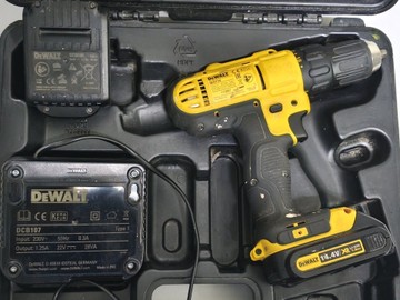 Б/в Шурупокрут Dewalt dcd734 2 акб 1.3ah зп 01-201167314
