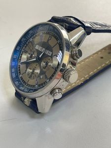 01-200513888: Vostok Europe gaz-14 limousine