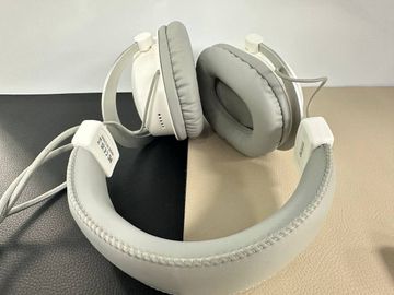 01-200547840: Fifine h6