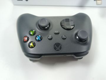01-200613248: Microsoft xbox series s 512gb