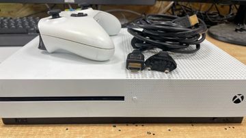 01-200622928: Microsoft xbox one s 1tb