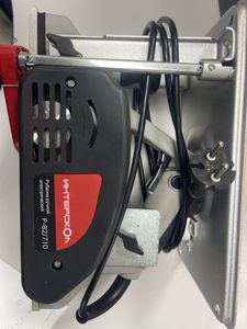 Б/у Рубанок Интерскол p-82/710 01-200770992