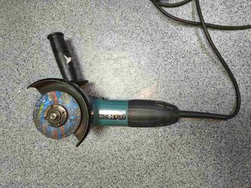01-200772472: Makita ga5030r
