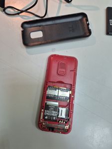 Б/в Мобільний телефон Nomi i1880 01-200814924