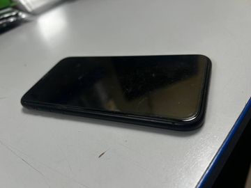 Б/у Мобильный телефон Apple iphone xr 128gb 01-200821477
