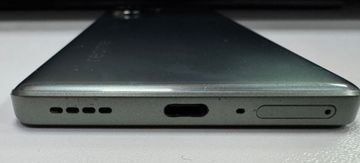 Б/у Мобильный телефон Realme gt neo6 se 16/256gb 01-200822235