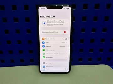 Б/в Мобільний телефон Apple iphone 11 pro max 64gb 01-200830268