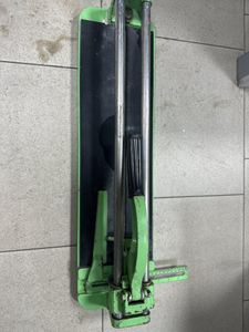 Б/в Плиткоріз ручний Favorit 11-226 01-200841679