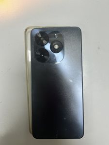 Б/в Мобільний телефон Tecno spark go 2024 3/64gb 01-200842987