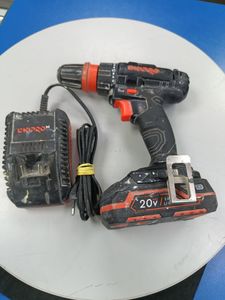 Б/в Шурупокрут Dnipro-M cd-218q 1акб 2ah зп 01-200846508