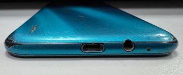 Б/в Мобільний телефон Tecno spark 6 go 2/32gb 01-200855219