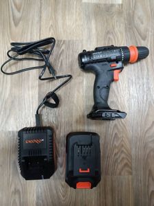 Б/в Шурупокрут Dnipro-M cd-218q 1акб 4ah зп 01-200860382