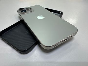 Б/в Мобільний телефон Apple iphone 16 pro max 1tb 01-200861200