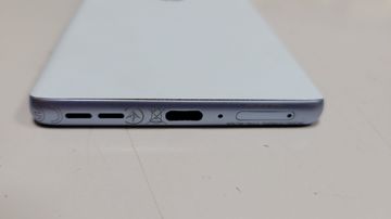 Б/в Мобільний телефон Motorola edge 50 fusion 12/512gb 01-200768367