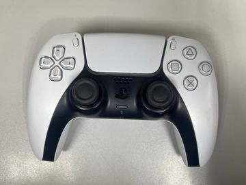 Б/в Ігрова приставка Sony playstation 5 digital edition 825gb / 2 джойстика 01-200889623