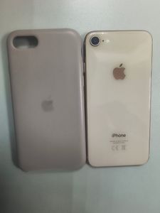 Б/в Мобільний телефон Apple iphone 8 64gb 01-200893147