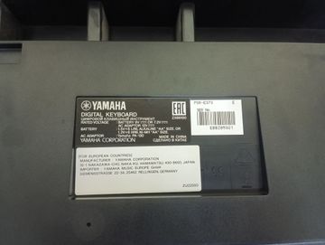Б/у Синтезатор Yamaha psr-e373 01-200899561