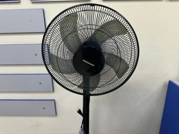 Б/в Вентилятор Hausmark hsfm-1630bk 01-200907134