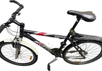 Б/в Велосипед Giant escaper 26" рама 18 01-200909831