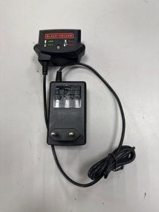 Б/в Кутова шліфмашина Black&Decker bcg720 1акб 4ah зп 01-200911672