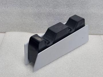 Б/в Зарядний пристрій для геймпада Sony dualsense charging station 01-200913107