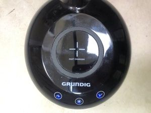 Б/в Лампа настільна Grundig lamp & wireless charger usb 10w (2104963) 01-200927926