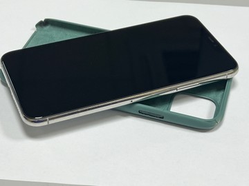 Б/у Мобільний телефон Apple iphone 11 pro max 256gb 01-200912092