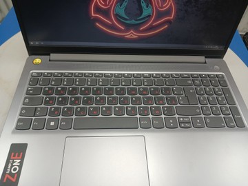 Б/в Ноутбук Lenovo 15/ryzen 3 7320u ddr5/8gb ddr5/hdd *відсутній/ssd 256 gb/*інтегрована 01-200938977