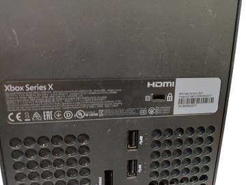 Б/в Ігрова приставка Microsoft xbox series x 1tb 01-200926496