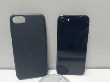 Б/в Мобільний телефон Apple iphone se 2022 128gb 01-200962736