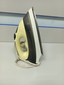 Б/у Утюг Polaris 1833 01-200966148