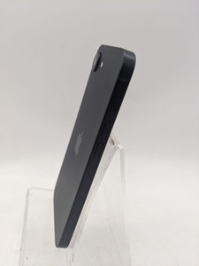 Б/в Мобільний телефон Apple iphone 17e 256gb esim 01-200983406