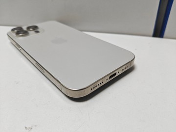 Б/у Мобільний телефон Apple iphone 16 pro max 256gb esim 01-200983495