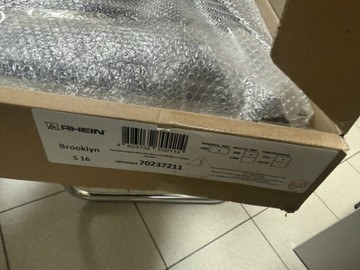 Б/у Полотенцесушитель Rhein brooklyn s16 500х900 е r pe/mat ral9005 320w 01-200992302