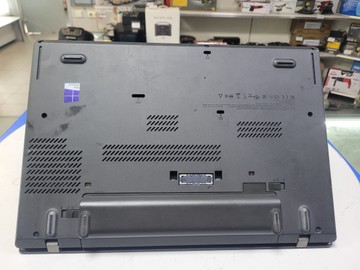 Б/в Ноутбук Lenovo 15/core i5 5300u ddr3/8gb ddr3/hdd 250 gb/ssd *відсутній/*інтегрована 01-200995021