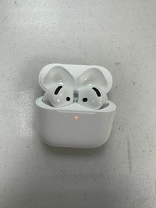Б/в Навушники Apple airpods 4 01-201019466