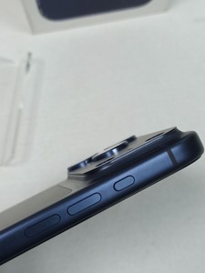 Б/в Мобільний телефон Apple iphone 17 pro max 256gb 01-201030314