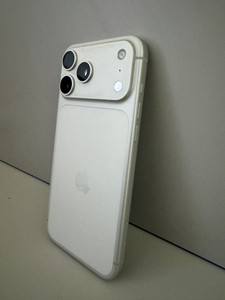 Б/в Мобільний телефон Apple iphone 17 pro max 256gb 01-201041044