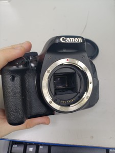 Б/в Фотоапарат Canon eos 600d body 01-201064000
